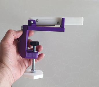 Guillotine for popsicle sticks