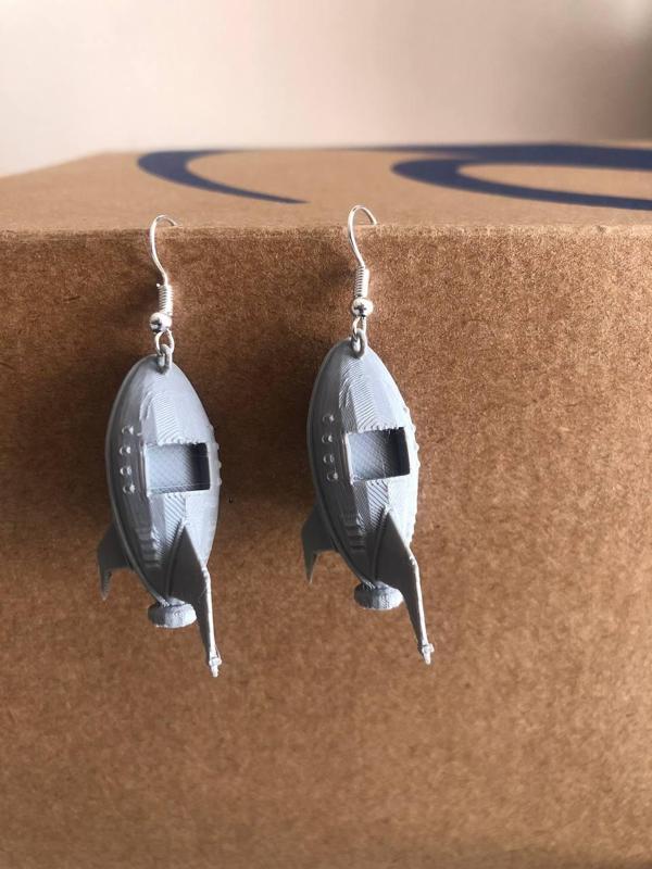 EARRING SPACESHIP SPACECRAFT NAVE ESPACIAL PENDANT