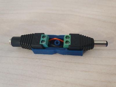 DC - DC adapter case