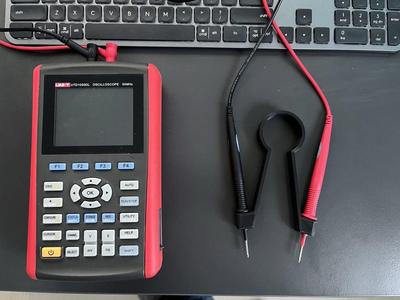 UNI-T handheld oscilloscope probe tweezers