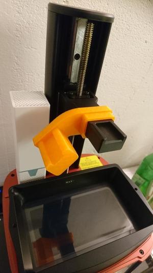 Build plate drip holder