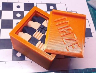 Maze (1982) game pieces — slim version