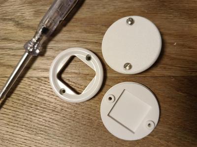 Coverplate for defective Light-Switch / temporäre Abdeckplatte für Quasi-Feller Licht-Schalter