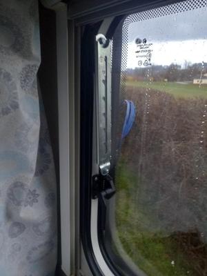 Klick Klack Fensteraufsteller für Wohnwagen