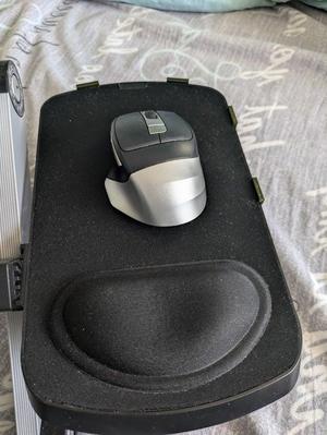 Mice barrier for laptop table-transformer UFT T38