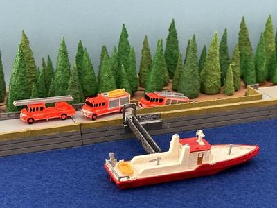 Fireboat 1 (z-scale)