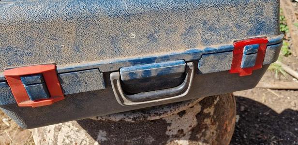 bosch toolbox latch