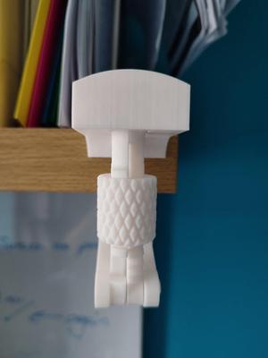 Knurled nut for headphone holder