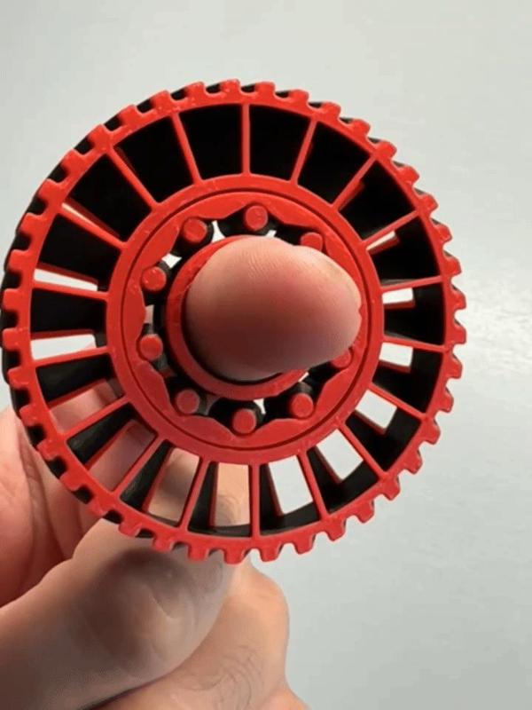 Fidget spinner with bearing - Turbine blades