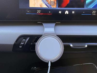 BMW X1 MagSafe Phone Holder