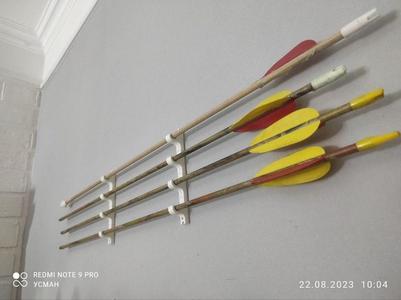 wall mount for arrows