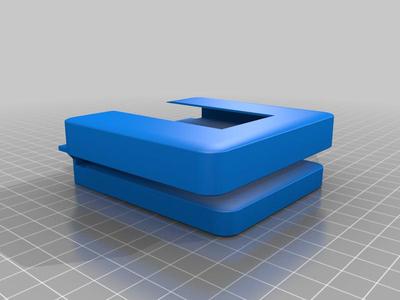 MNML Golf phone sleeve adapter
