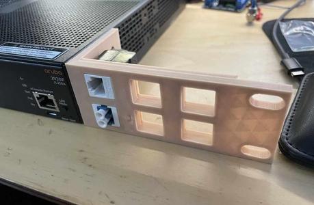 HPE Aruba 2530-2930-6x00 19" rack bracket with keystone mounts