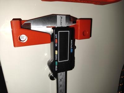 Calliper Wall Support