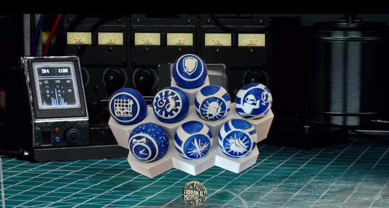 GOBBLEGUMS BLACK OPS 6 RARE PACK (BLUE) + DECOR HOLDER