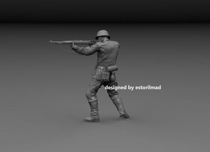 WW2 GERMAN SOLDIER SHOOTING STANDING UPRIGHT