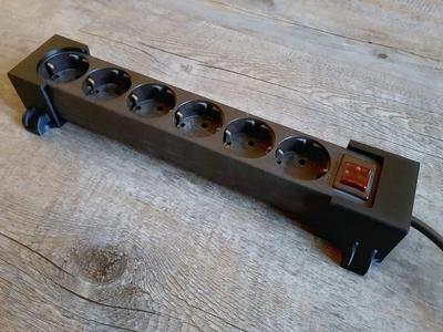 Power strip mounting bracket 54mm x 41mm