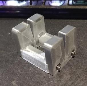 Tiny wire soldering tool