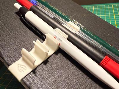 ClipNest – Universal Pen & Pencil Holder