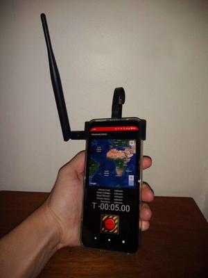 rocketFeather LoRa cell phone mount