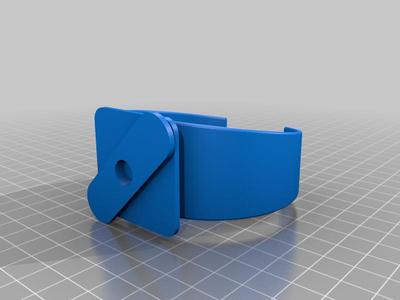 Bottle holder for rabbit cage