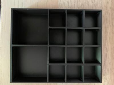 ear earning Box