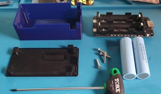 Dual 18650 battery sheild case