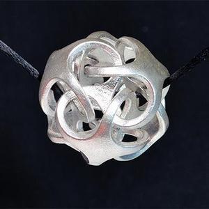 Metatrino Pendant