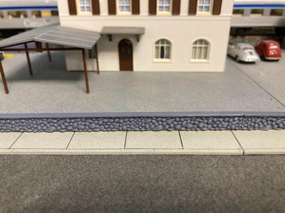 HO Scale Stone Wall - Fence