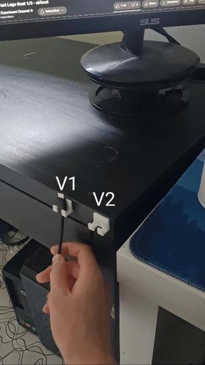 USB cable hanger V2 better rotation catching