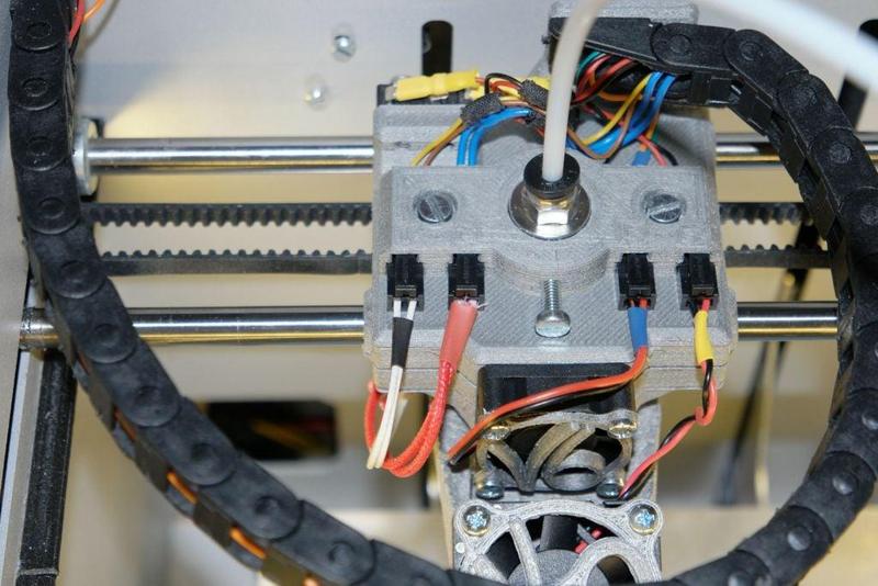 German RepRap NEO E3D V6 Mount with electrical connector 