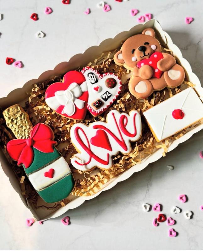 Valentine's Day Cookie Cutters Set - Bottle, Teddy Bear, Love Sign, Letter, Heart Cake, and Hearts