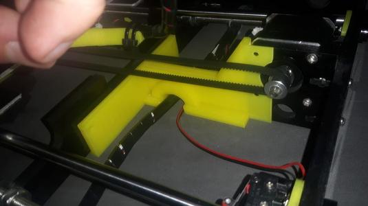 Anet A8 frame brace (with cable tunnel) y-axis back