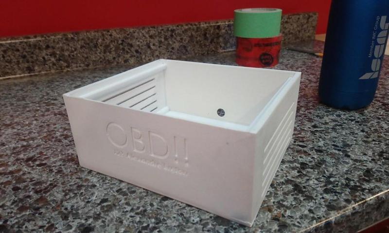 Box Ventilation Hole // boite avec troue de ventilation 
