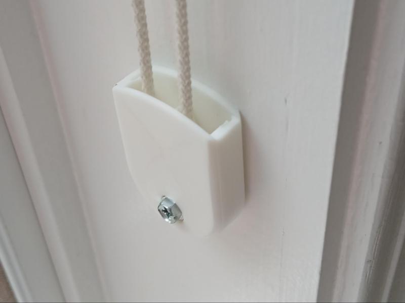 Blinds Cord Holder/Tensioner