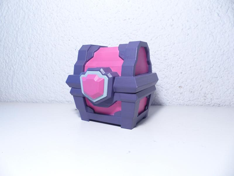 Magical chest of Clash Royale