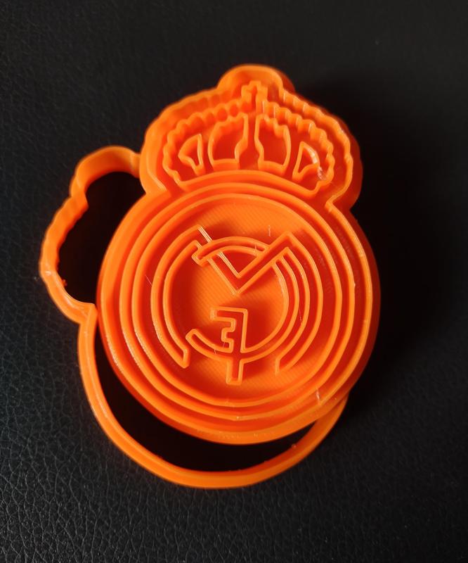 real madrid shield cookie cutter