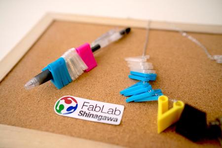 Flexible Pen Holder