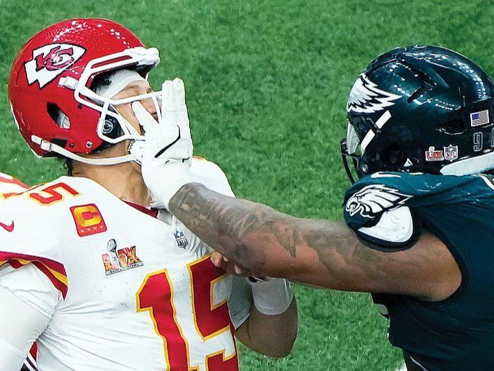 PhiladelphiaEagles Jalen CarterVsMahomes HueForge