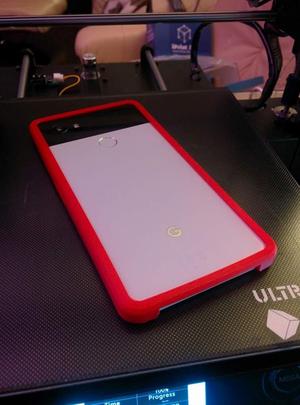 Pixel 2 XL bumper case (non-flexible filament compatible)