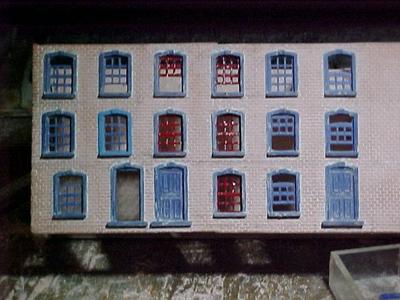 SCALEPRINT TERRACE HOUSES FRONT WINDOW/DOOR SET 00/HO SCALE