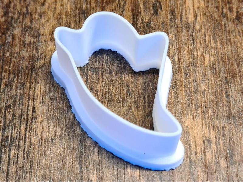 Halloween: ghost cookie cutter