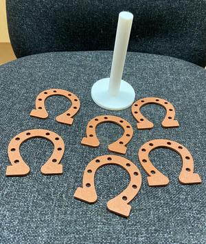 Fun Horse shoe throwing game
