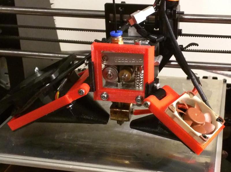 MK8 Adjustable Fan Holder