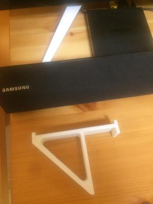 Soundbar Halterung / Soundbar holder