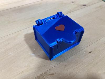 Snap-On Lid Box