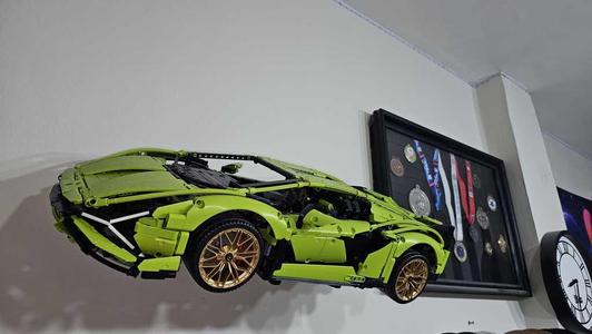 LEGO sian 42115 Wall Hanger