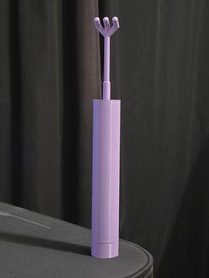 Screw extending scratcher