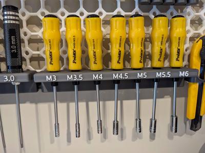 Multiboard Nut Driver Holder