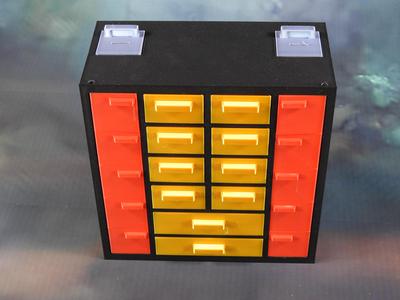 Storage box